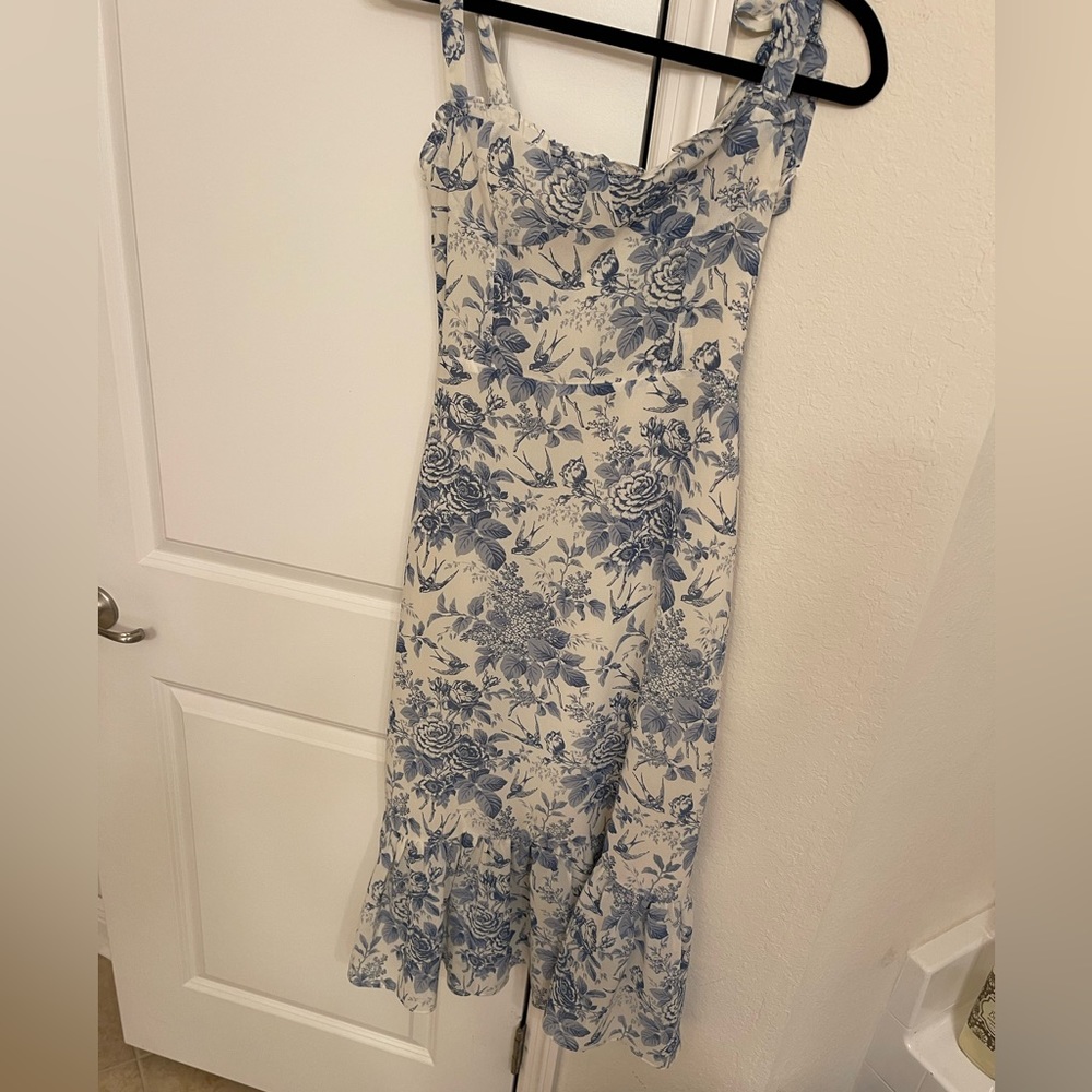 Garden party dress S XS HAS NEVER BEEN WORN